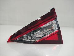 ORJİNAL SKODA STOP SAĞ İÇ 3V5945308 SKODA SÜPERB 2015-2019