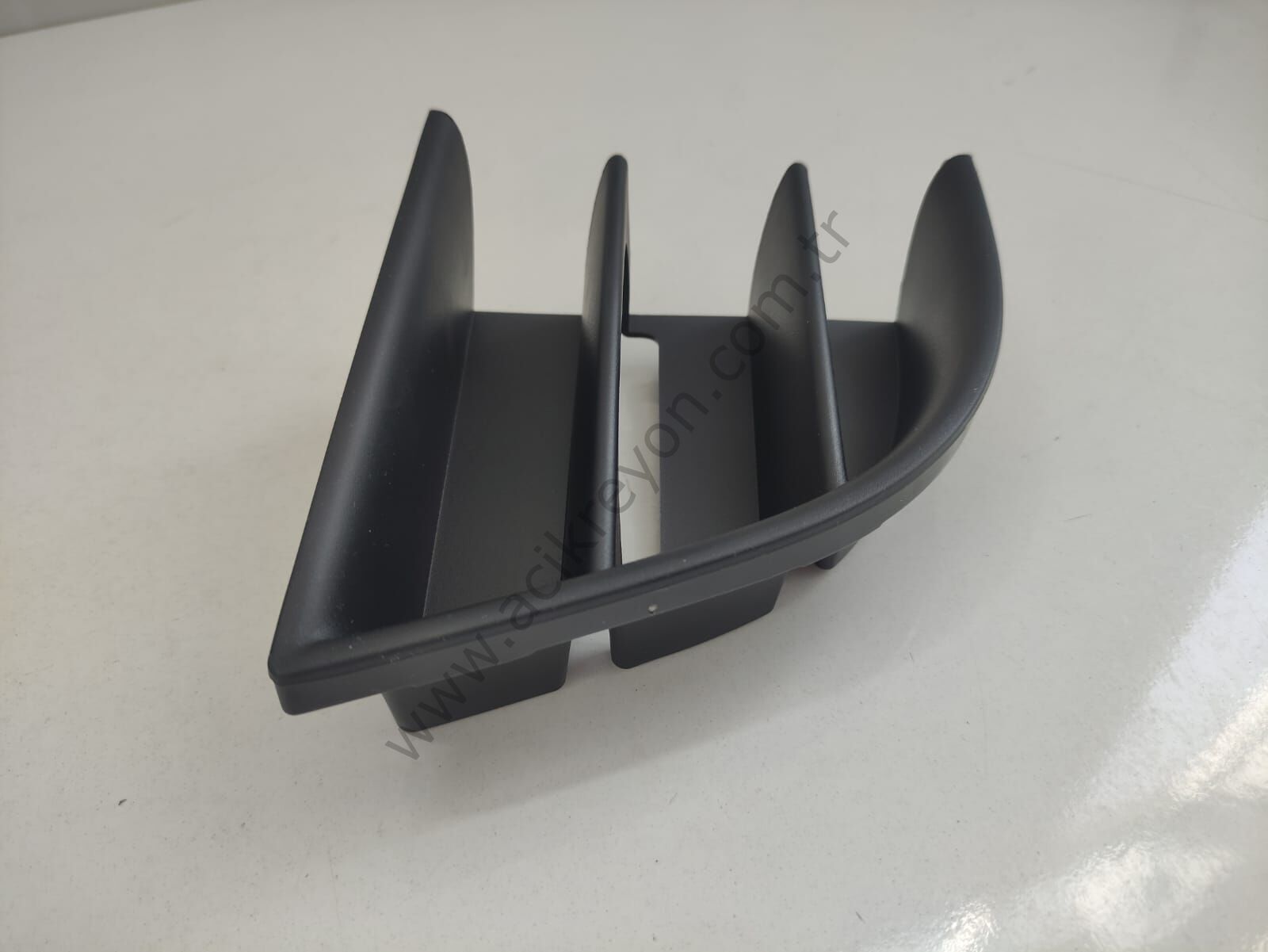 ORJİNAL SKODA TAMPON IZGARA SAĞ 1Z0853666C9B9 SKODA OCTAVIA 2009-2013