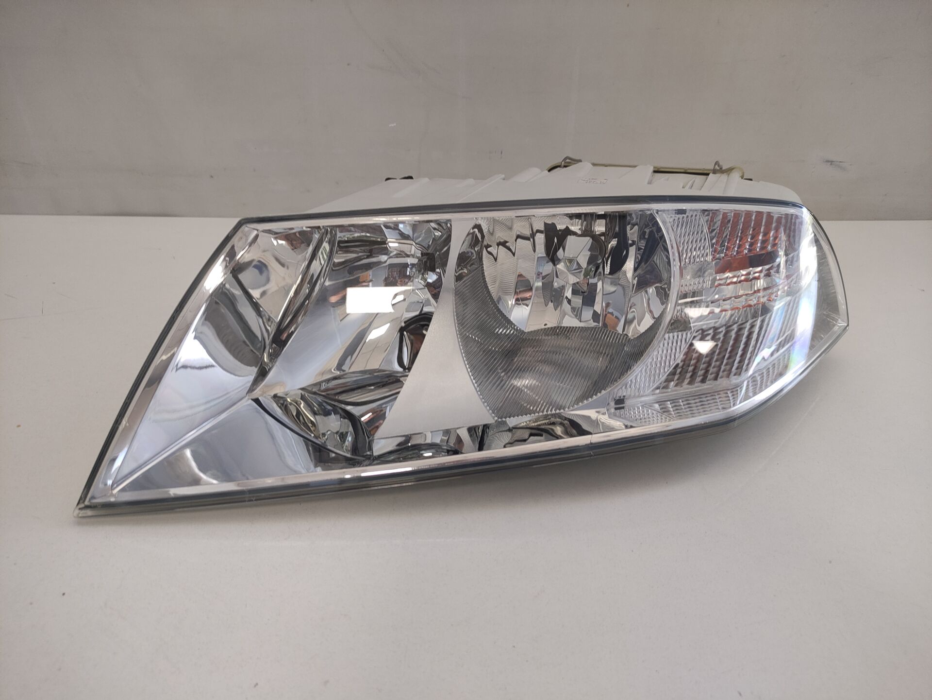 ORJİNAL SKODA FAR SOL 1EL354027-021 SKODA OCTAVIA 2004-2013
