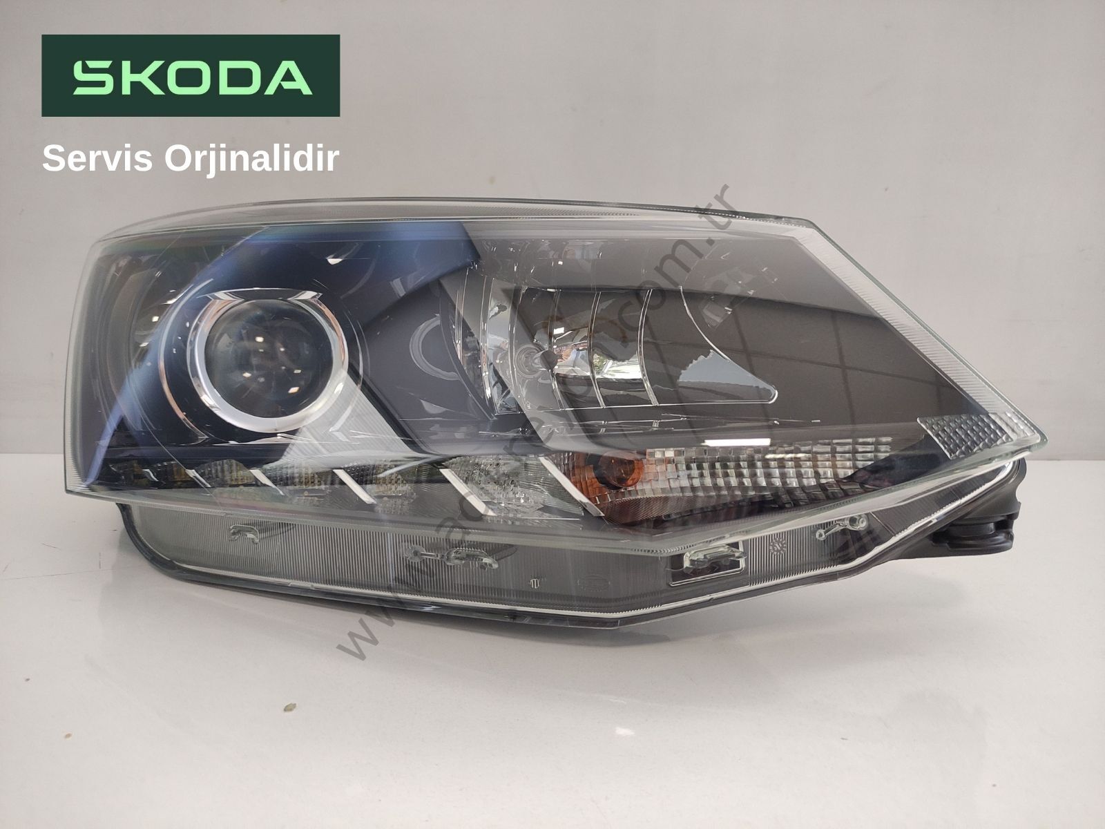 ORJİNAL SKODA FAR SAĞ 6V1941016A SKODA FABIA 2014 SONRASI ELEKTRİKLİ-GÜNDÜZ LED'Lİ