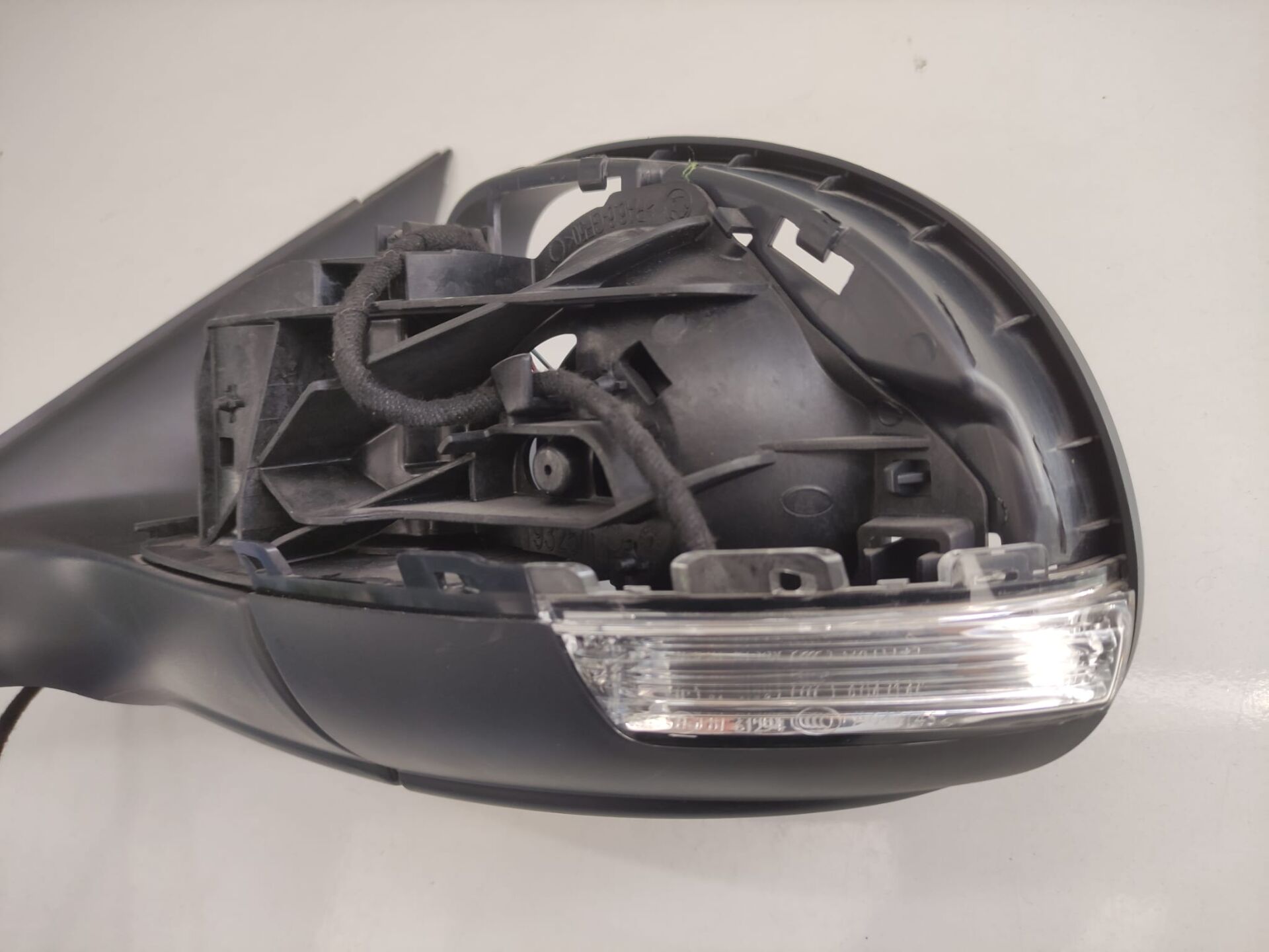 ORJİNAL SKODA DIŞ DİKİZ AYNA GÖVDESİ SOL 5L1857507B SKODA YETİ 2009-2013