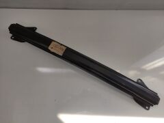 ORJİNAL SKODA TAMPON DEMİRİ ARKA 5J7807558 SKODA ROOMSTER 2006-2010