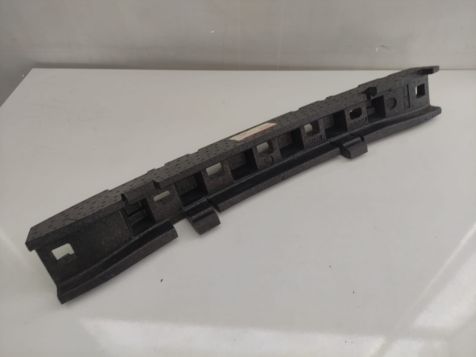 ORJİNAL SKODA TAMPON DARBE EMİCİ ÖN 5L0807248B SKODA YETİ 2014-2018