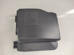 ORJİNAL RENAULT RÖLE SİGORTA ÜST KAPAĞI 243825499R RENAULT CLİO IV, RENAULT CAPTUR, DACIA LODGY