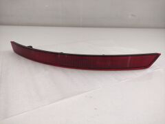 ORJİNAL SKODA TAMPON REFLEKTÖRÜ SAĞ 3V5945106 SUPERB 2015-2024