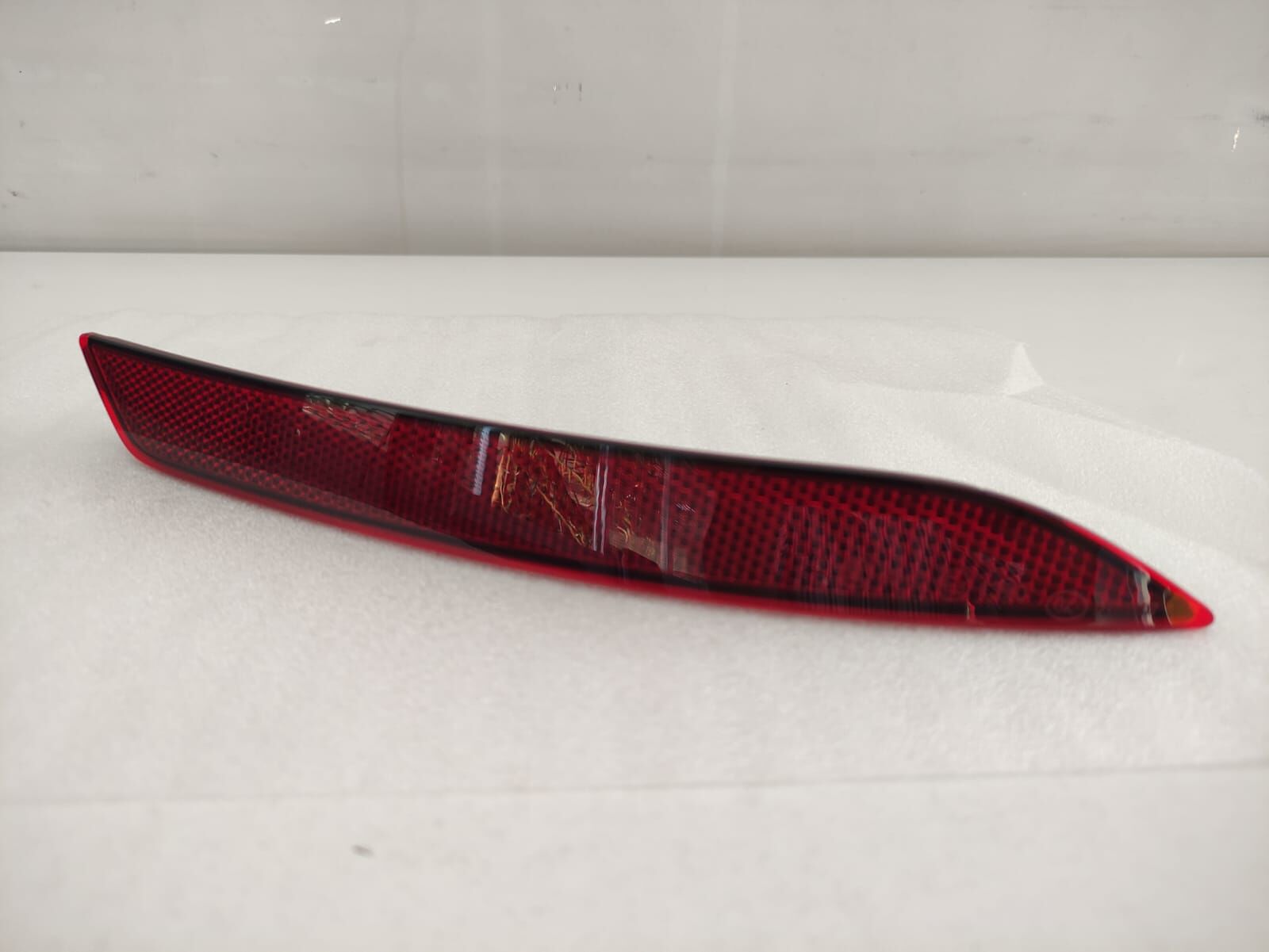 ORJİNAL SKODA TAMPON REFLEKTÖRÜ SAĞ 5JJ945106A SKODA RAPID 2013-2022